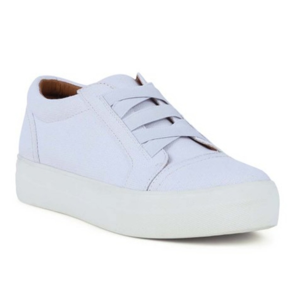 REPORT Footwear, NWT White Rowdy Sneaker - Women